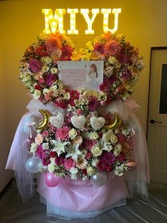 カラフル花柄と黒花柄のケーキスタンド モチーフスタンド花 - ERURU